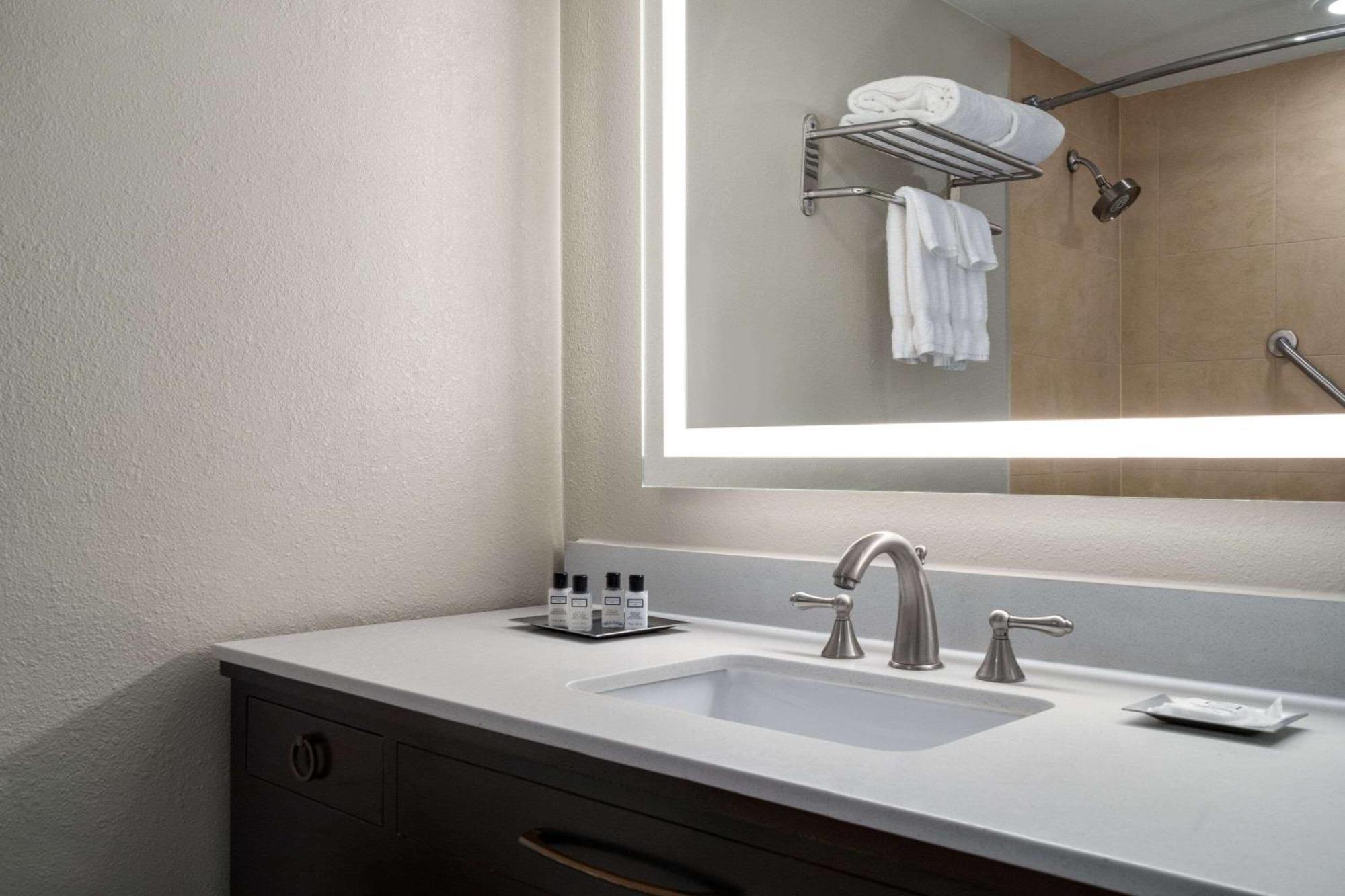Wyndham Garden Inn Pittsburgh Airport Robinson Township المظهر الخارجي الصورة